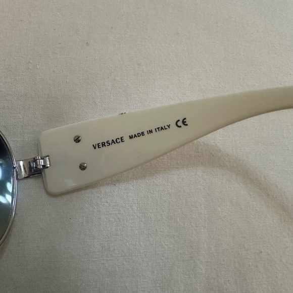 Versace Sunglasses - Picture 5 of 7